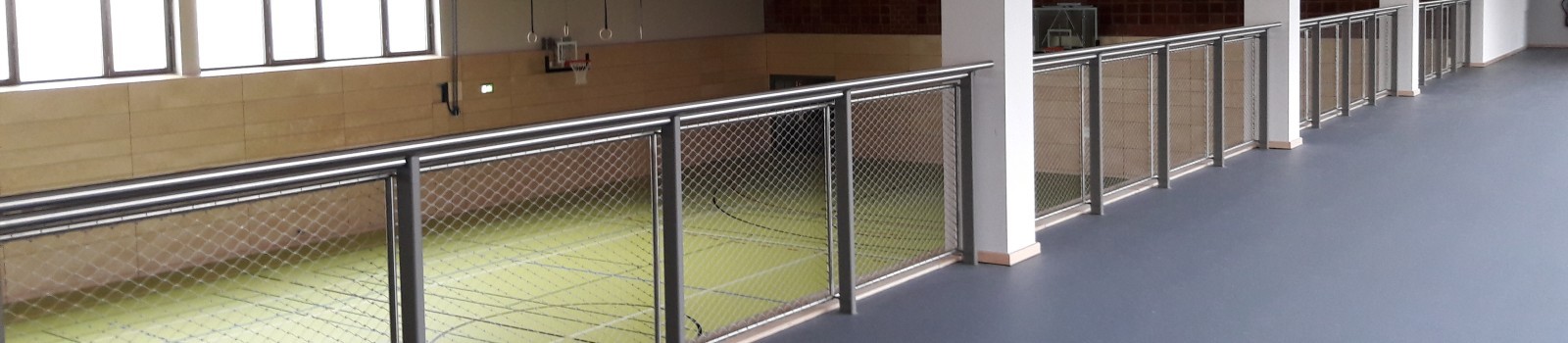 Sporthalle 